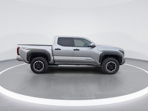 Used 2024 Toyota Tacoma TRD image 11
