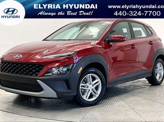Used 2023 Hyundai Kona SE video 1