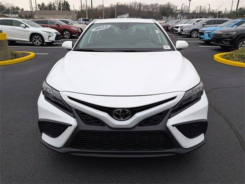 Certified 2023 Toyota Camry SE image 2