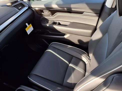 New 2026 Honda Odyssey Touring image 19