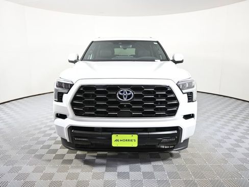 Used 2023 Toyota Sequoia Platinum image 10