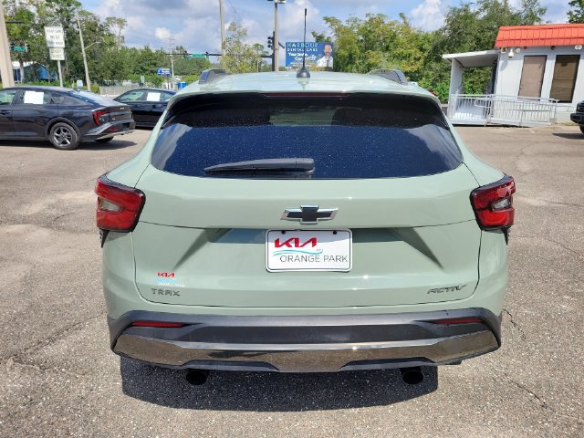 Used 2025 Chevrolet Trax ACTIV FWD image 9