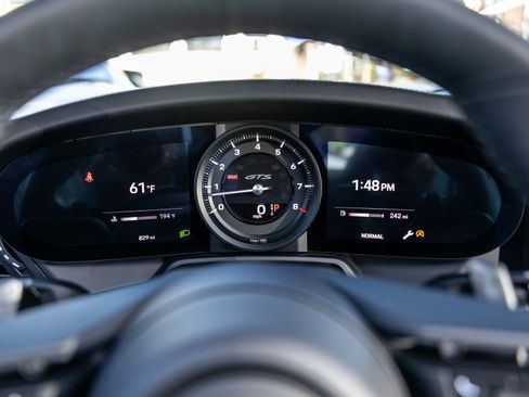 Certified 2024 Porsche 911 Targa 4 GTS image 29