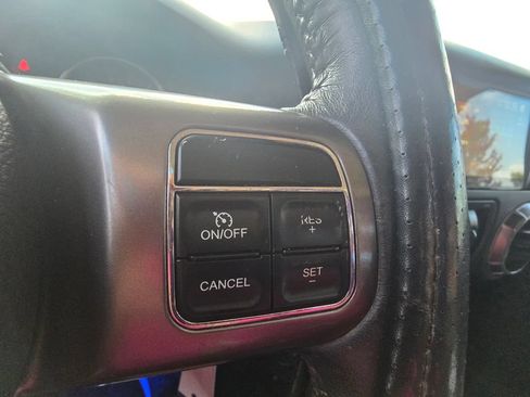 Used 2018 Jeep Wrangler Unlimited Sahara AWD/4WD image 25