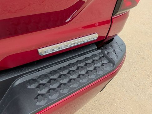 New 2026 GMC Canyon Elevation w/ Convenience Package RWD image 40