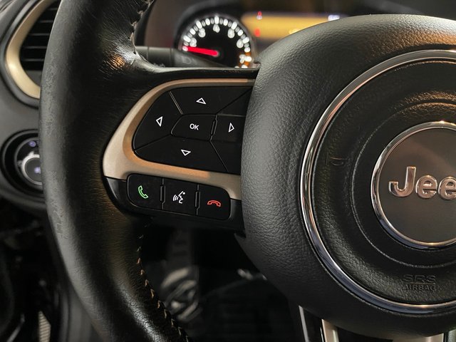 Used 2016 Jeep Renegade Limited AWD/4WD image 24
