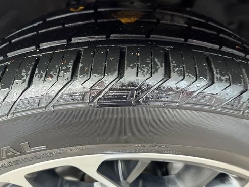 Used 2023 Jeep Grand Cherokee Summit image 30