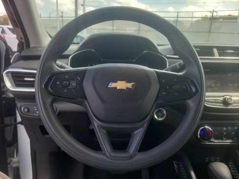 Used 2021 Chevrolet TrailBlazer LT AWD/4WD image 21