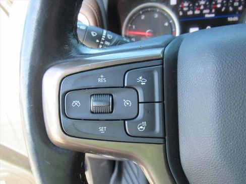 Used 2022 Chevrolet Silverado 3500 High Country w/ Safety Package II AWD/4WD image 25