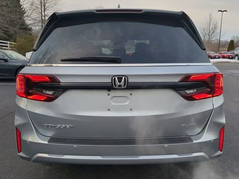 New 2026 Honda Odyssey Elite image 5