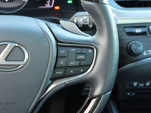 Used 2019 Lexus ES 350 image 20