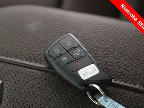 Used 2024 GMC Sierra 2500 Denali w/ Denali Reserve Package image 3