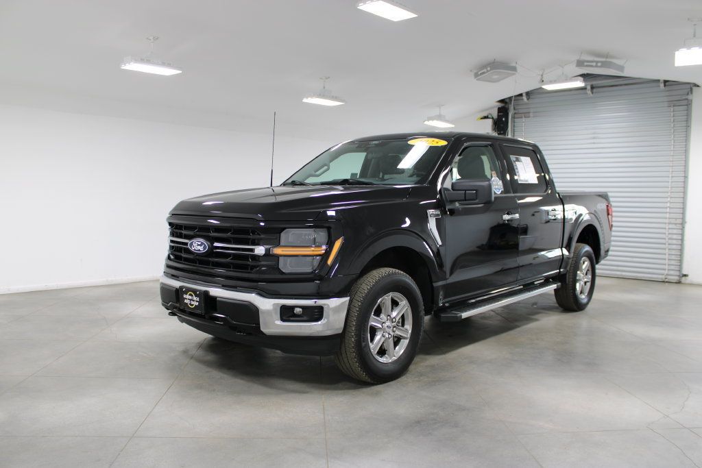 Used 2025 Ford F150 XLT w/ Equipment Group 301A Standard AWD/4WD image 4