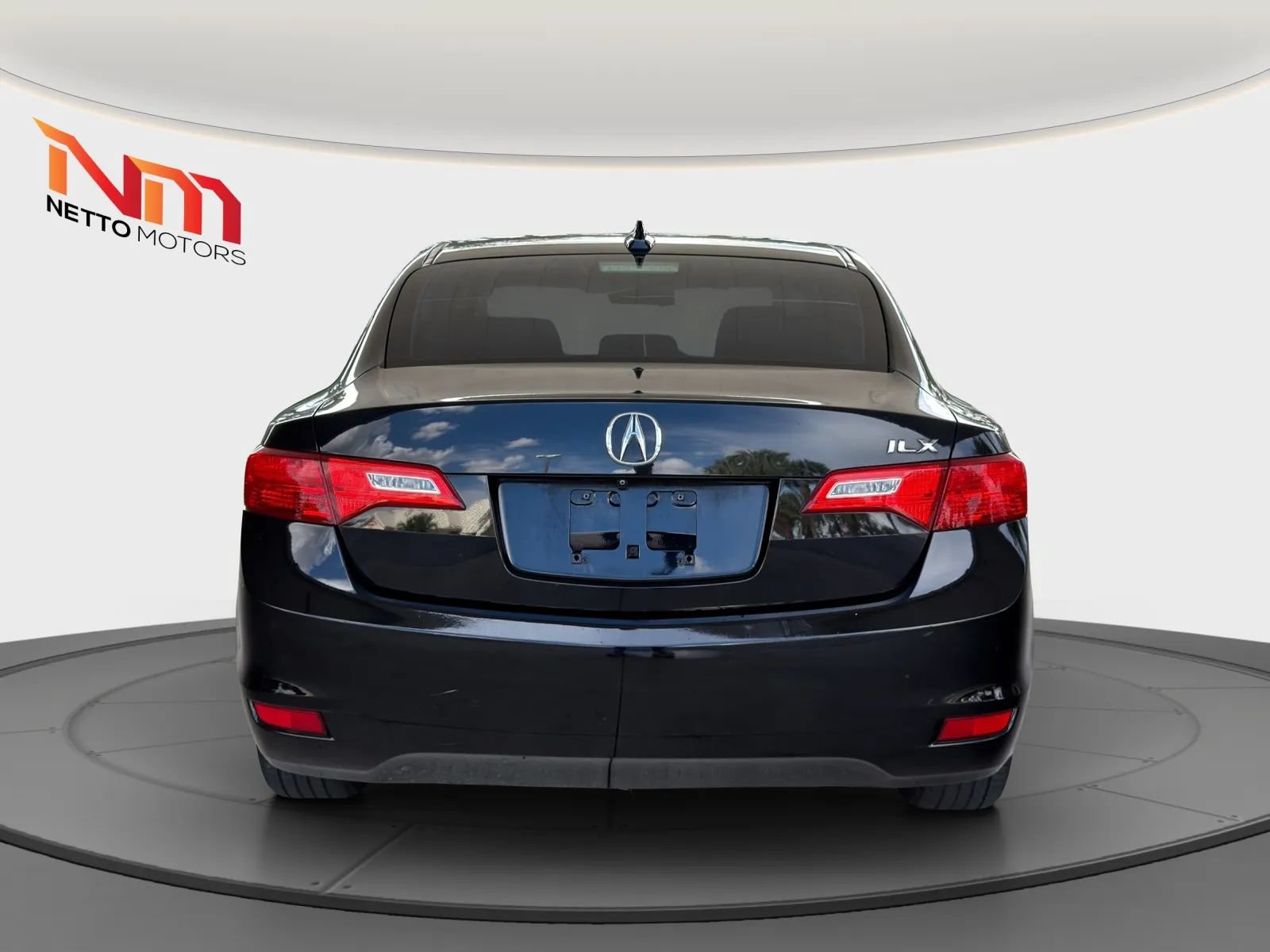 Used 2015 Acura ILX FWD image 4