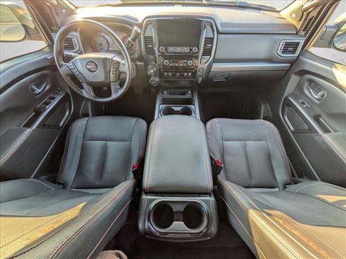 Used 2021 Nissan Titan PRO-4X w/ Pro-4x Convenience Package image 19