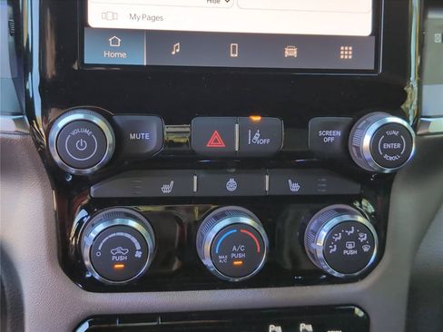 New 2026 RAM 1500 Big Horn AWD/4WD image 16
