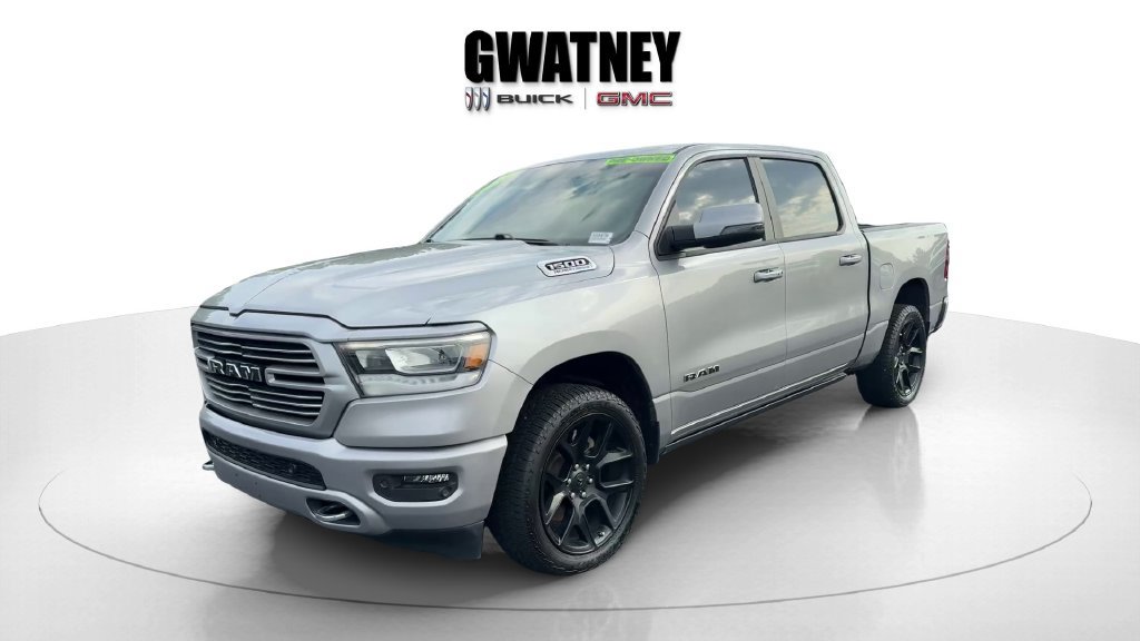 Used 2024 RAM 1500 Laramie AWD/4WD image 1