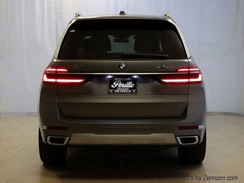 Used 2026 BMW X7 xDrive40i w/ Executive Package AWD/4WD image 9