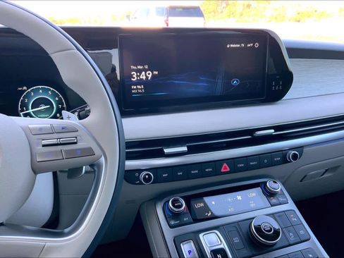 Used 2024 Hyundai Palisade Calligraphy image 7