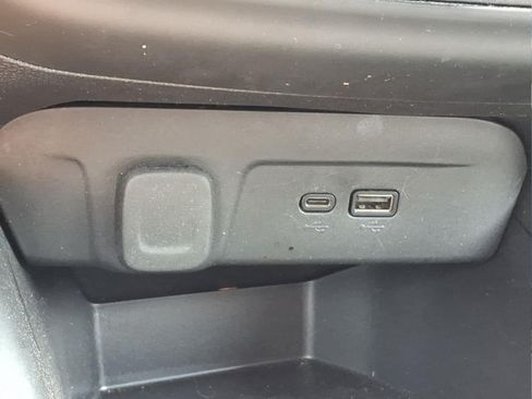 Used 2025 Chevrolet Trax LS w/ Driver Confidence Package FWD image 15
