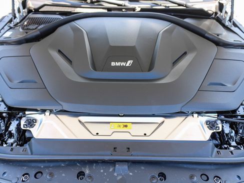 New 2026 BMW i4 eDrive40 w/ M Sport Package RWD image 26