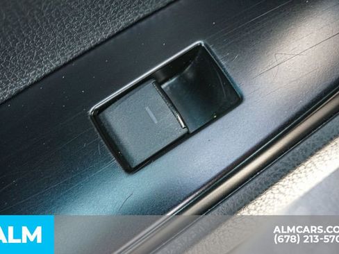 Used 2025 Toyota Camry SE image 50