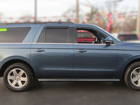 Used 2019 Ford Expedition Max XLT w/ Equipment Group 202A image 6