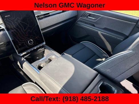 Used 2026 GMC Sierra EV Elevation AWD/4WD image 17