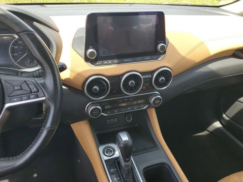 Certified 2022 Nissan Sentra SV w/ SV Premium Package FWD image 21