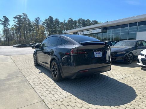 Used 2024 Tesla Model X image 4