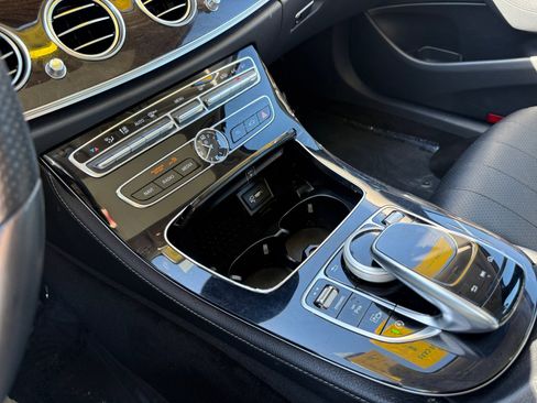 Used 2018 Mercedes-Benz E 300 E 300 image 13