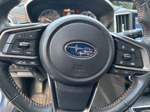 Used 2023 Subaru Crosstrek 2.5i Limited w/ Popular Package #4A image 2