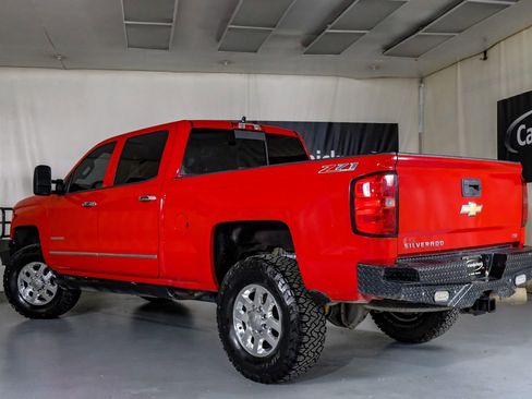 Used 2015 Chevrolet Silverado 2500 LTZ w/ Duramax Plus Package AWD/4WD image 10