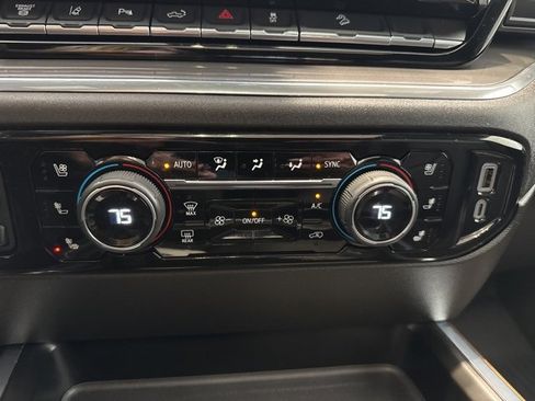 Certified 2024 Chevrolet Silverado 2500 High Country w/ High Country Premium Package image 30