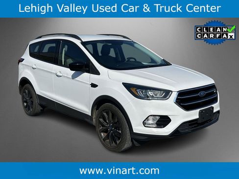 Used 2019 Ford Escape SE AWD/4WD image 1
