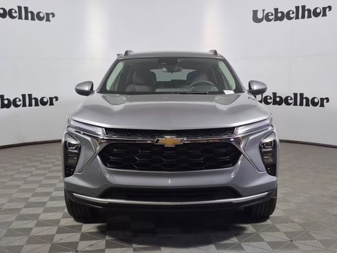 New 2026 Chevrolet Trax LT image 2
