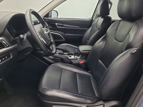 Used 2020 Kia Telluride LX image 17