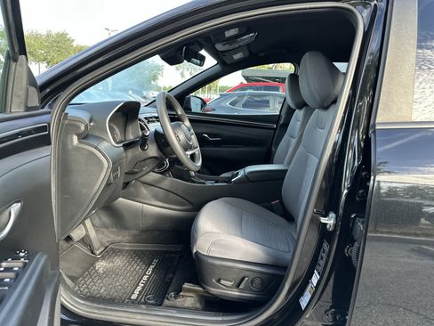 Used 2024 Hyundai Santa Cruz SEL FWD image 2