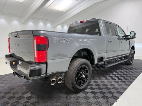 Used 2026 Ford F250 Lariat w/ Black Appearance Package image 7