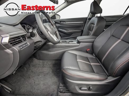 New 2026 Nissan Altima 2.5 SR FWD image 15