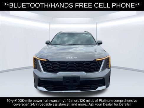 Certified 2025 Kia Sorento EX w/ EX Panoramic Sunroof Package AWD/4WD image 4