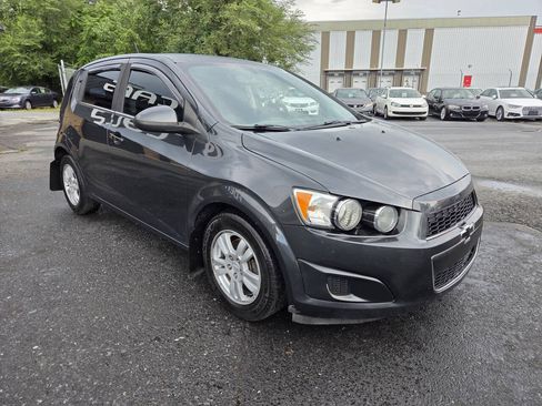 Used 2015 Chevrolet Sonic LT FWD image 3