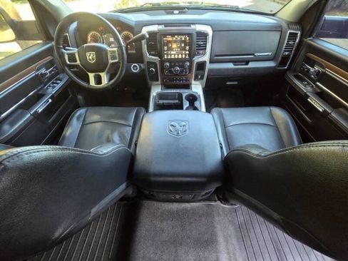 Used 2017 RAM 2500 Laramie w/ Sport Appearance Group AWD/4WD image 3