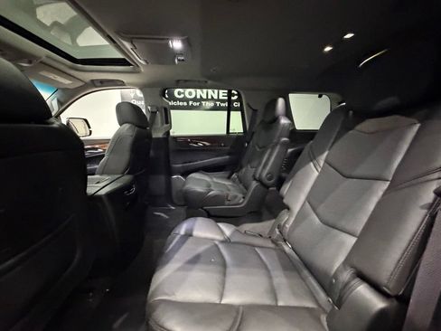 Used 2016 Cadillac Escalade Premium AWD/4WD image 27