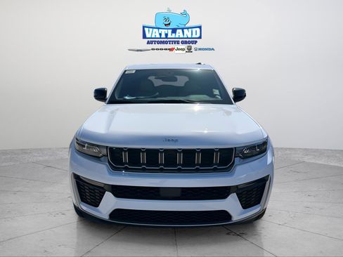 New 2026 Jeep Grand Cherokee Limited RWD image 34