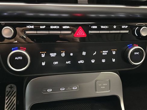 New 2026 Hyundai Ioniq 9 Calligraphy image 31