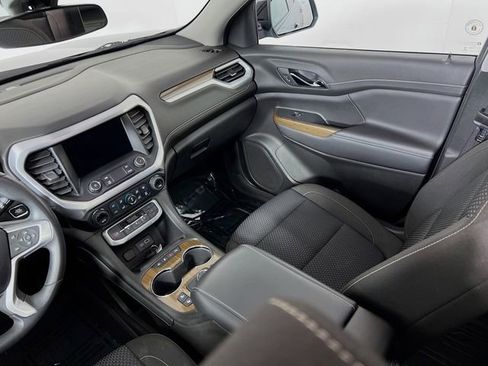 Certified 2023 GMC Acadia SLE image 21