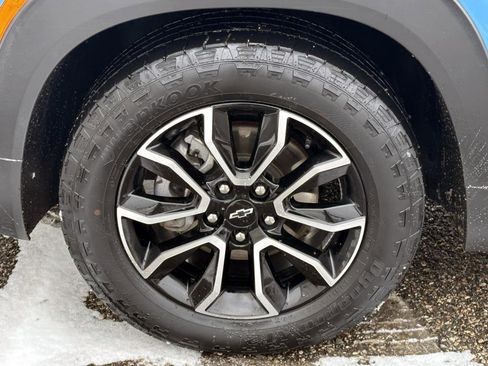 Certified 2024 Chevrolet TrailBlazer ACTIV w/ Convenience Package image 8