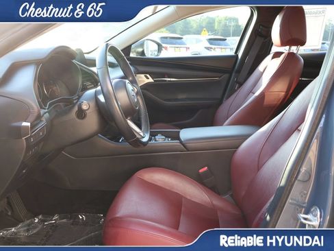 Used 2023 MAZDA MAZDA3 s FWD image 22
