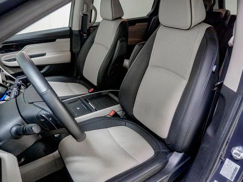 Used 2025 Honda Odyssey Elite image 20